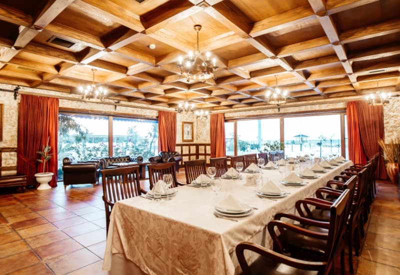 Oak Dining & Entertaining Pavilion - Beyond Renovation Geelong